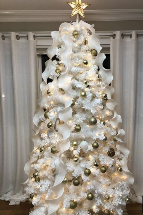 The 12 White Christmas Trees That Turn Your Home Into a Snowy Fairytale
