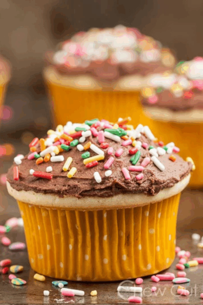 25 Yum Cupcake Recipes That Look Bakery-Level but Are Shockingly Easy 25 Yum Cupcake Recipes That Look Bakery-Level but Are Shockingly Easy
