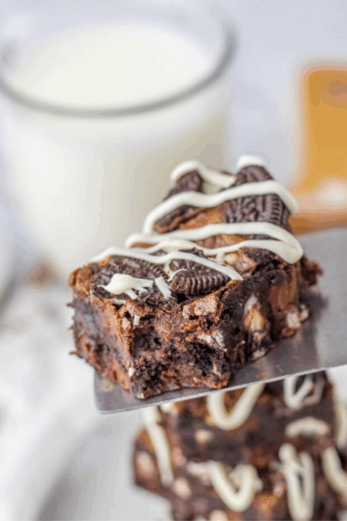 27 Brownie Recipes So Fudgy They Deserve Their Own Warning 27 Brownie Recipes So Fudgy They Deserve Their Own Warning