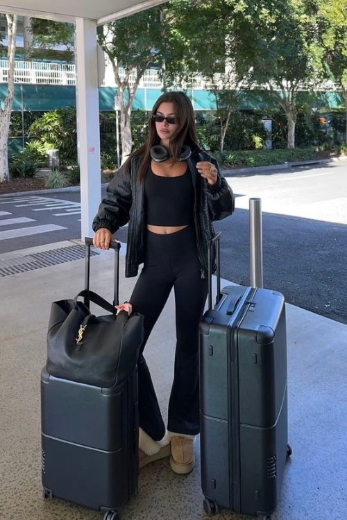 32 Comfy Airport Outfits That Are As Cute As They Are Cozy 32 Comfy Airport Outfits That Are As Cute As They Are Cozy