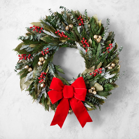The 19 Christmas Wreaths Everyone’s Obsessed With This Holiday Season The 19 Christmas Wreaths Everyone’s Obsessed With This Holiday Season