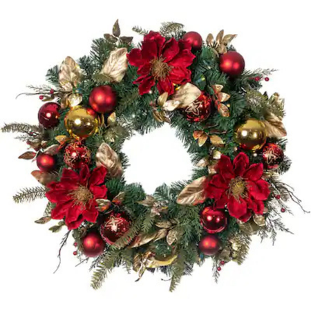 The 19 Christmas Wreaths Everyone’s Obsessed With This Holiday Season The 19 Christmas Wreaths Everyone’s Obsessed With This Holiday Season