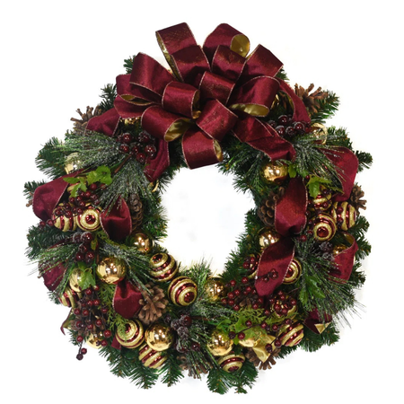 The 19 Christmas Wreaths Everyone’s Obsessed With This Holiday Season The 19 Christmas Wreaths Everyone’s Obsessed With This Holiday Season