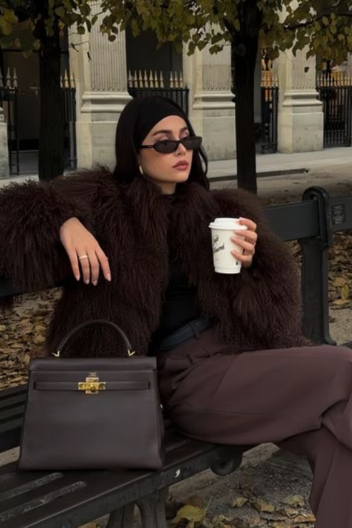 17 Fur Coat Outfits That Are Bold, Cozy, and Totally Statement-Making 17 Fur Coat Outfits That Are Bold, Cozy, and Totally Statement-Making