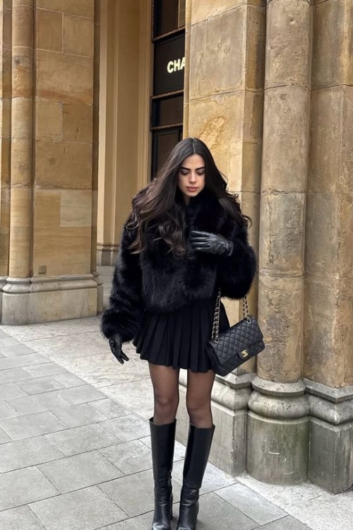 17 Fur Coat Outfits That Are Bold, Cozy, and Totally Statement-Making 17 Fur Coat Outfits That Are Bold, Cozy, and Totally Statement-Making