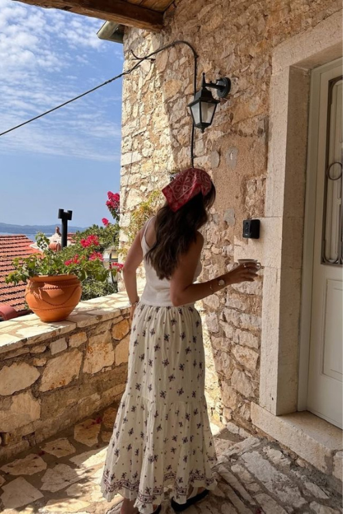 41 European Summer Outfits That Prove Europeans Do Summer Better european summer outfits