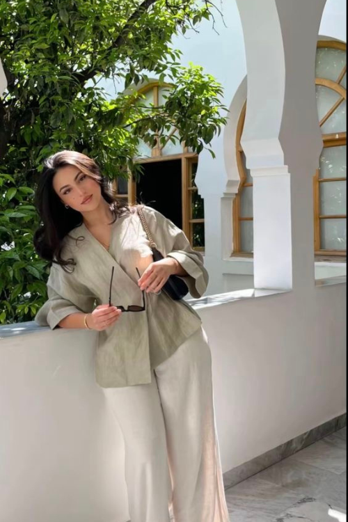 20 Modest Summer Outfits That Prove You Can Be Covered and Cool!