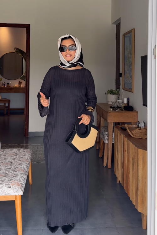 20 Modest Summer Outfits That Prove You Can Be Covered and Cool!