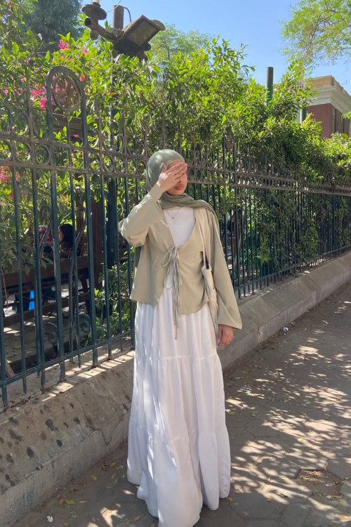 20 Modest Summer Outfits That Prove You Can Be Covered and Cool!