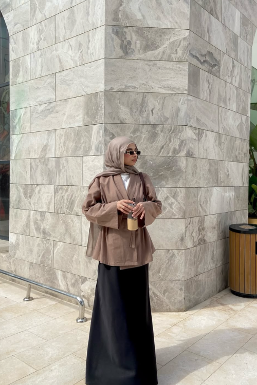 20 Modest Summer Outfits That Prove You Can Be Covered and Cool! 20 Modest Summer Outfits That Prove You Can Be Covered and Cool!
