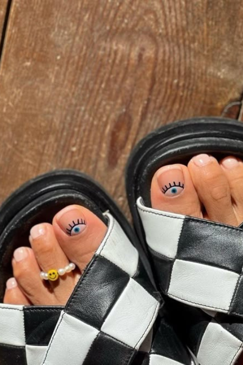 24 Cute Summer Toe Nails That Look Perfect in Sandals and Beach Photos 24 Cute Summer Toe Nails That Look Perfect in Sandals and Beach Photos