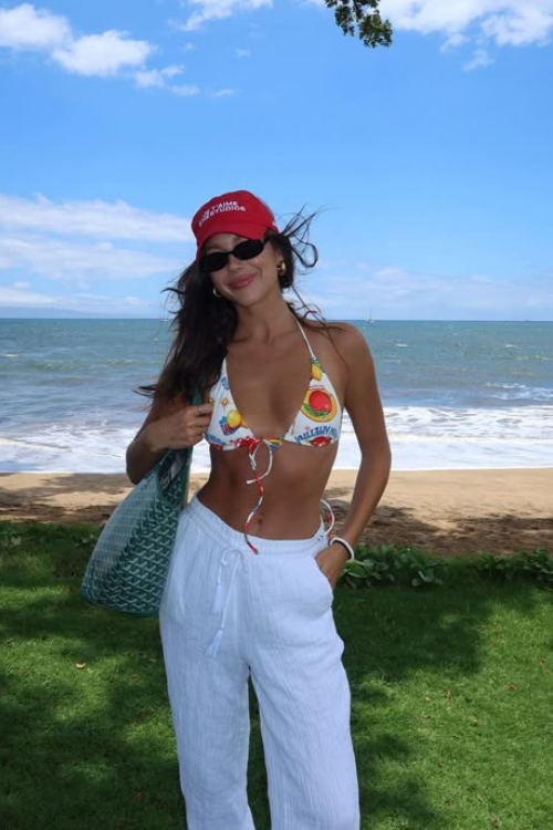 32 Casual Summer Outfits You’ll Want to Live in All Season 32 Casual Summer Outfits You’ll Want to Live in All Season