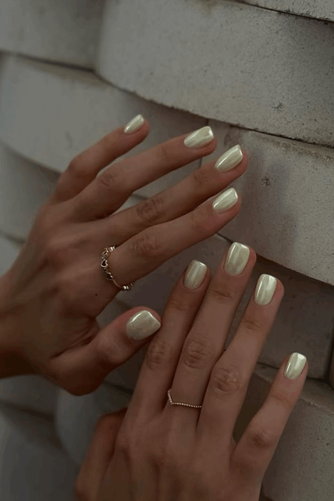 33 Classy Short Nail Ideas That Always Look Expensive 33 Classy Short Nail Ideas That Always Look Expensive
