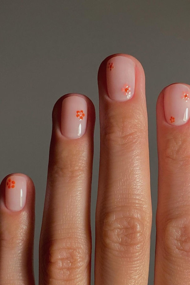 9 Chic Short Nail Trends 2026 That Look Clean and Expensive 9 Chic Short Nail Trends 2026 That Look Clean and Expensive