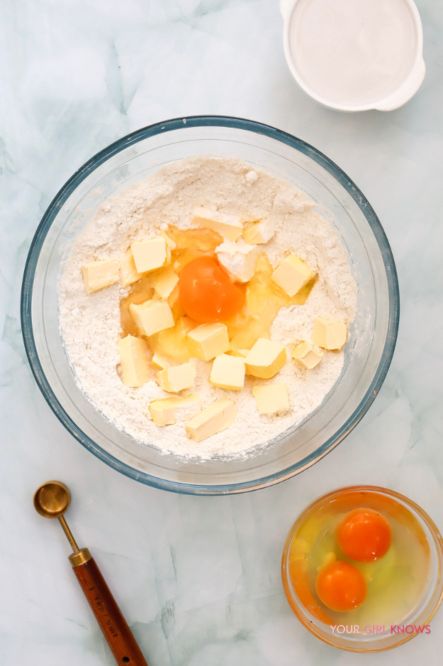 Super Moist and Fluffy Coconut Cake Recipe That Melts in Your Mouth in Seconds Super Moist and Fluffy Coconut Cake Recipe That Melts in Your Mouth in Seconds