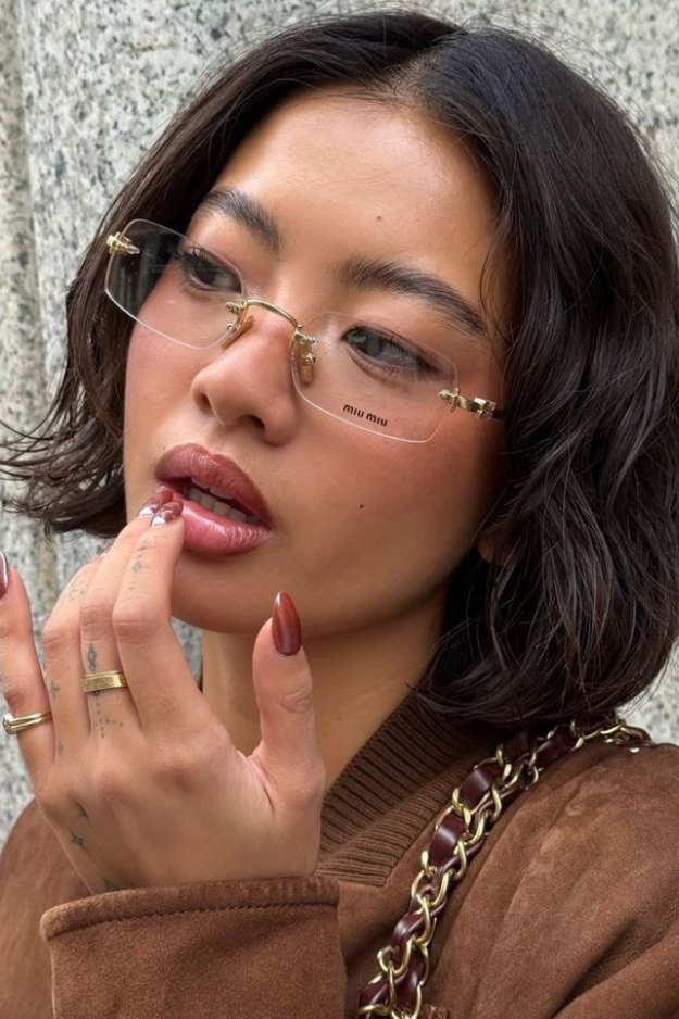 10 Chic Glasses Trends for 2026 That Make Basic Frames Look Boring 10 Chic Glasses Trends for 2026 That Make Basic Frames Look Boring