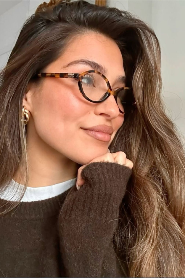 10 Chic Glasses Trends for 2026 That Make Basic Frames Look Boring 10 Chic Glasses Trends for 2026 That Make Basic Frames Look Boring