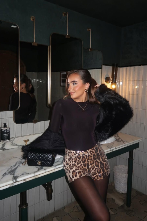 24 Going Out Outfits So Hot, They’ll Set Fire in Every Room! 24 Going Out Outfits So Hot, They’ll Set Fire in Every Room!