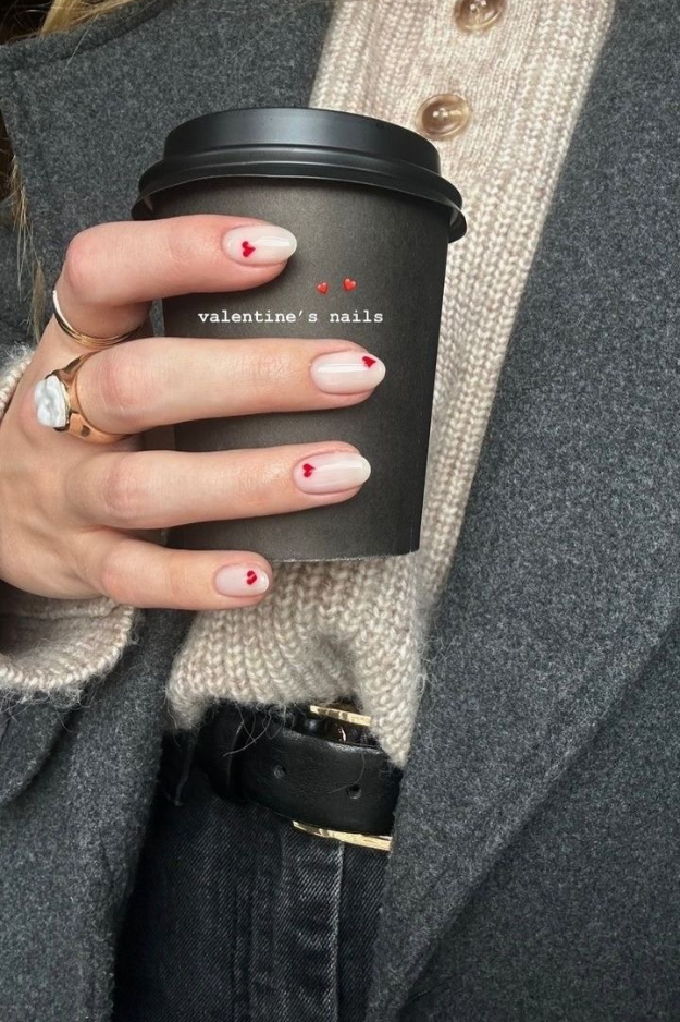 24 Dreamy Short Almond Nails That Feel Soft and Luxurious 24 Dreamy Short Almond Nails That Feel Soft and Luxurious