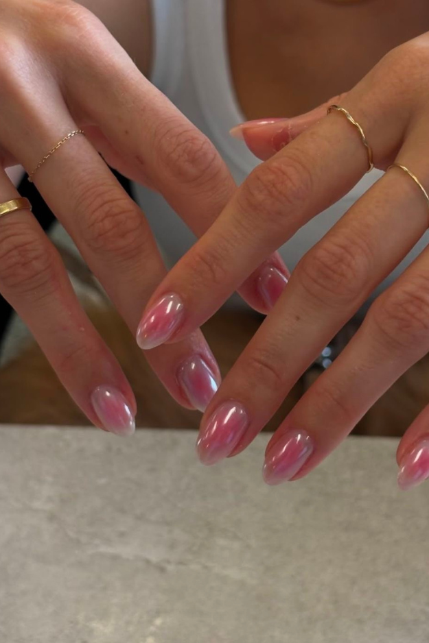 24 Dreamy Short Almond Nails That Feel Soft and Luxurious 24 Dreamy Short Almond Nails That Feel Soft and Luxurious