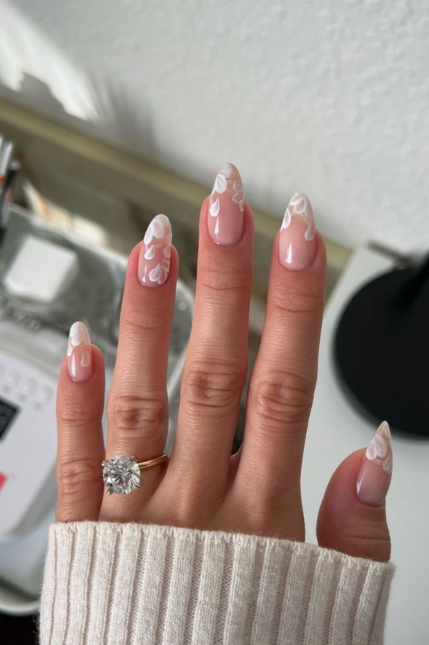 17 Classy Engagement Nails That Feel Elegant, Timeless, and Just a Little Bit Special 17 Classy Engagement Nails That Feel Elegant, Timeless, and Just a Little Bit Special