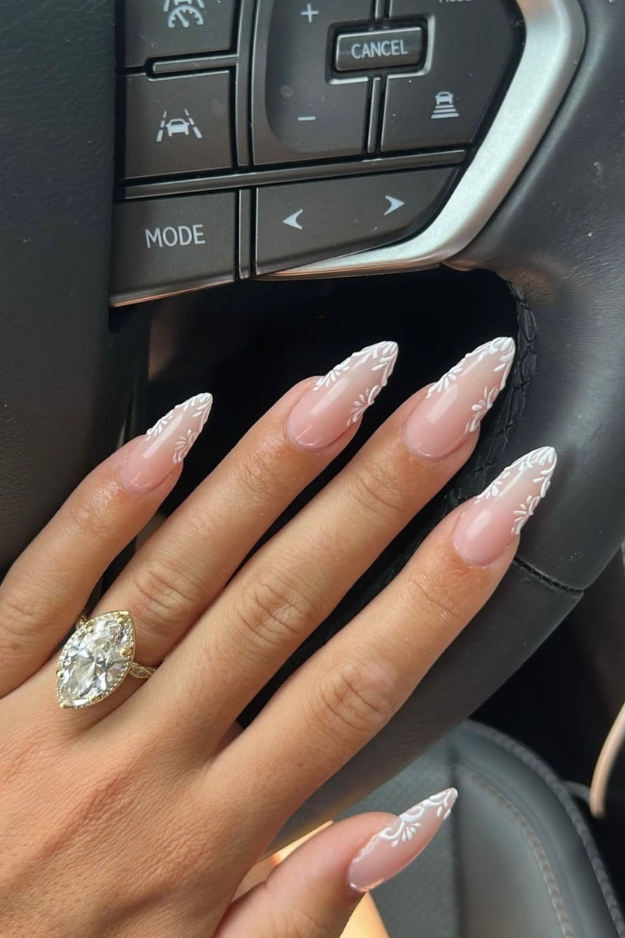 17 Classy Engagement Nails That Feel Elegant, Timeless, and Just a Little Bit Special 17 Classy Engagement Nails That Feel Elegant, Timeless, and Just a Little Bit Special