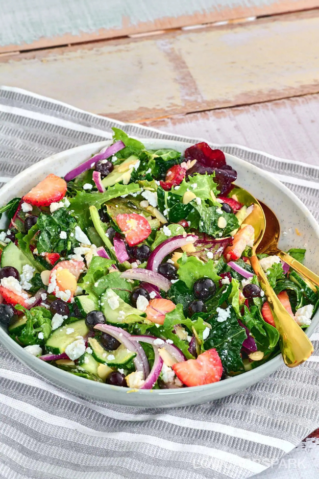 20 Easy Salad Recipes You’ll Actually Crave (Not Just Eat Because You Have To) 20 Easy Salad Recipes You’ll Actually Crave (Not Just Eat Because You Have To)