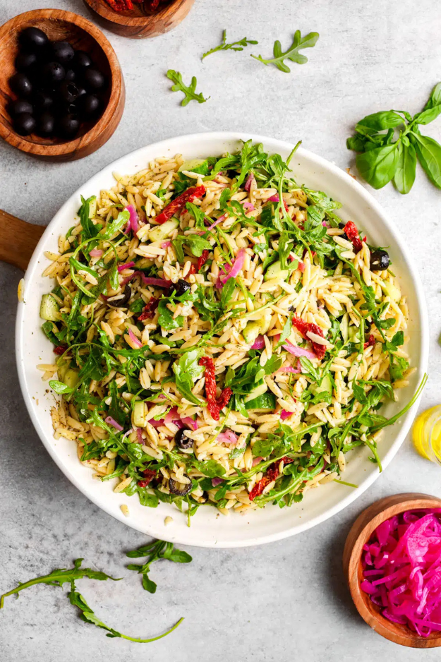 20 Easy Salad Recipes You’ll Actually Crave (Not Just Eat Because You Have To) 20 Easy Salad Recipes You’ll Actually Crave (Not Just Eat Because You Have To)
