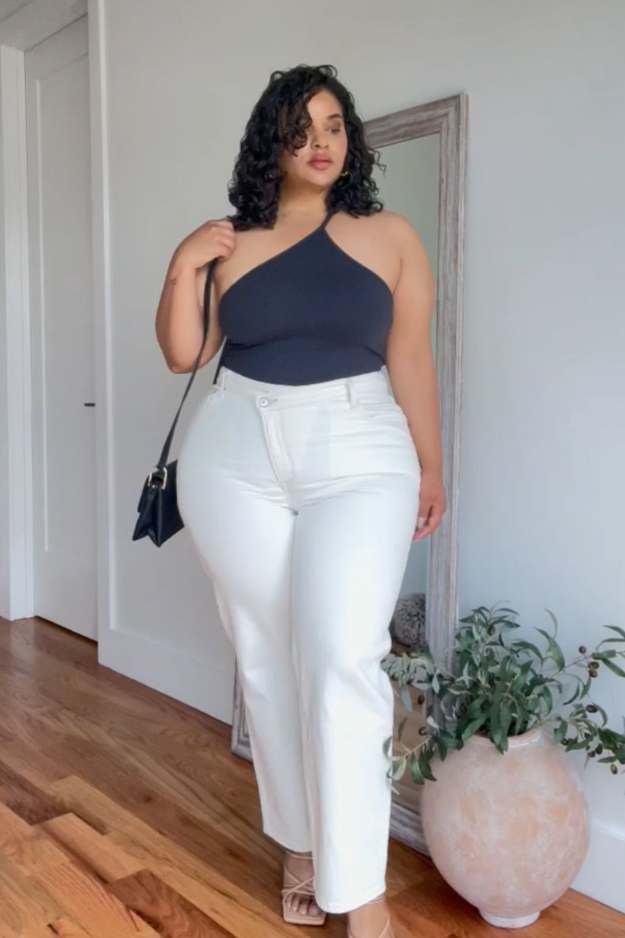 2 Plus Size Petite Style Tips That Make Getting Dressed So Much Easier