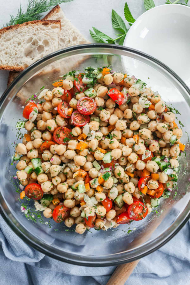 20 Easy Salad Recipes You’ll Actually Crave (Not Just Eat Because You Have To) 20 Easy Salad Recipes You’ll Actually Crave (Not Just Eat Because You Have To)