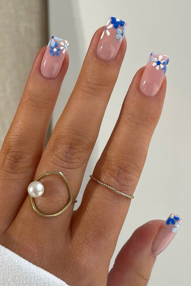 21 Blue Summer Nails That Are Way Prettier Than Your Usual Go-To Colors 21 Blue Summer Nails That Are Way Prettier Than Your Usual Go-To Colors