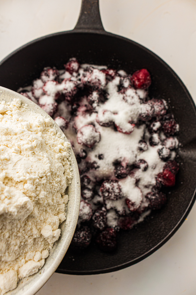 The 5-Ingredient Berry Dump Cake That Feels Like Cheating on Baking The 5-Ingredient Berry Dump Cake That Feels Like Cheating on Baking