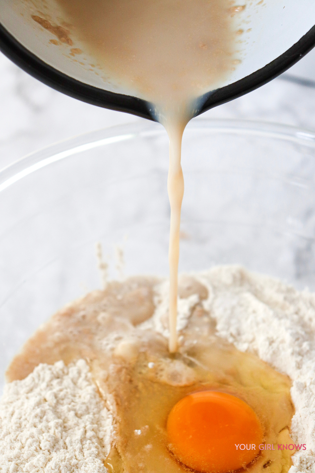 Easy Homemade Cinnamon Rolls That Taste Better Than a Bakery Easy Homemade Cinnamon Rolls That Taste Better Than a Bakery