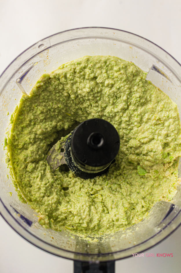 Easy Edamame Hummus You Can Make in Minutes (And Want to Put on Everything) Easy Edamame Hummus You Can Make in Minutes (And Want to Put on Everything)
