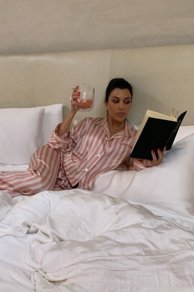 14 Overnight Beauty Tips to Wake Up Pretty (While You Sleep) 14 Overnight Beauty Tips to Wake Up Pretty (While You Sleep)