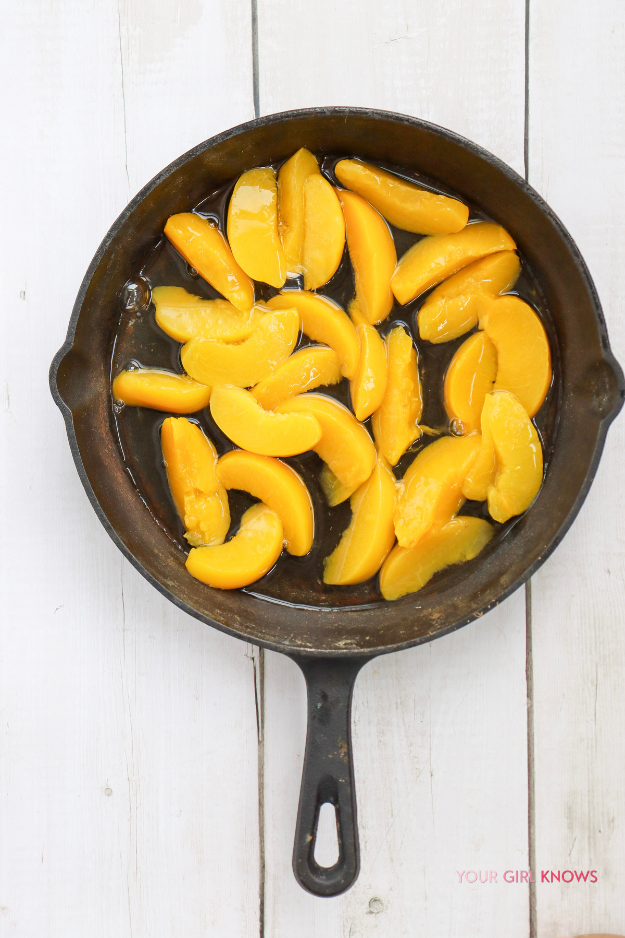 Skillet Peach Dump Cake That’s Buttery, Golden, and Ridiculously Easy to Make Skillet Peach Dump Cake That’s Buttery, Golden, and Ridiculously Easy to Make