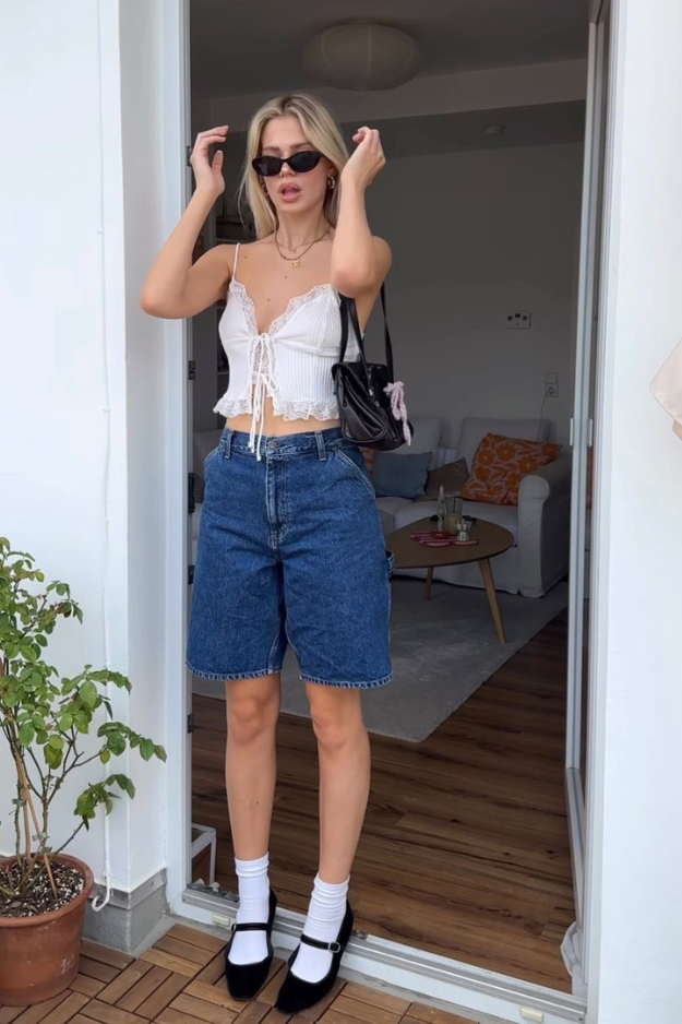 26 Jorts Outfits That Feel Effortless, Casual, and Just the Right Amount of Cool 26 Jorts Outfits That Feel Effortless, Casual, and Just the Right Amount of Cool