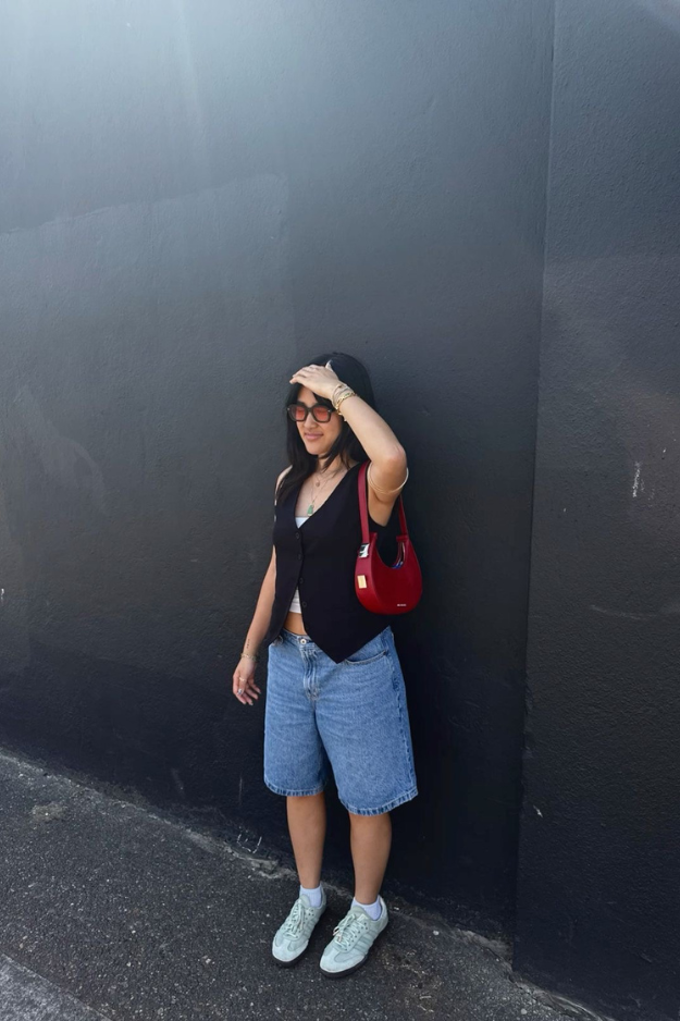 26 Jorts Outfits That Feel Effortless, Casual, and Just the Right Amount of Cool 26 Jorts Outfits That Feel Effortless, Casual, and Just the Right Amount of Cool