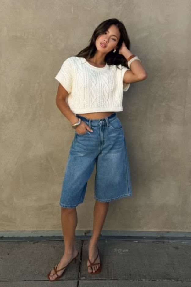 26 Jorts Outfits That Feel Effortless, Casual, and Just the Right Amount of Cool 26 Jorts Outfits That Feel Effortless, Casual, and Just the Right Amount of Cool