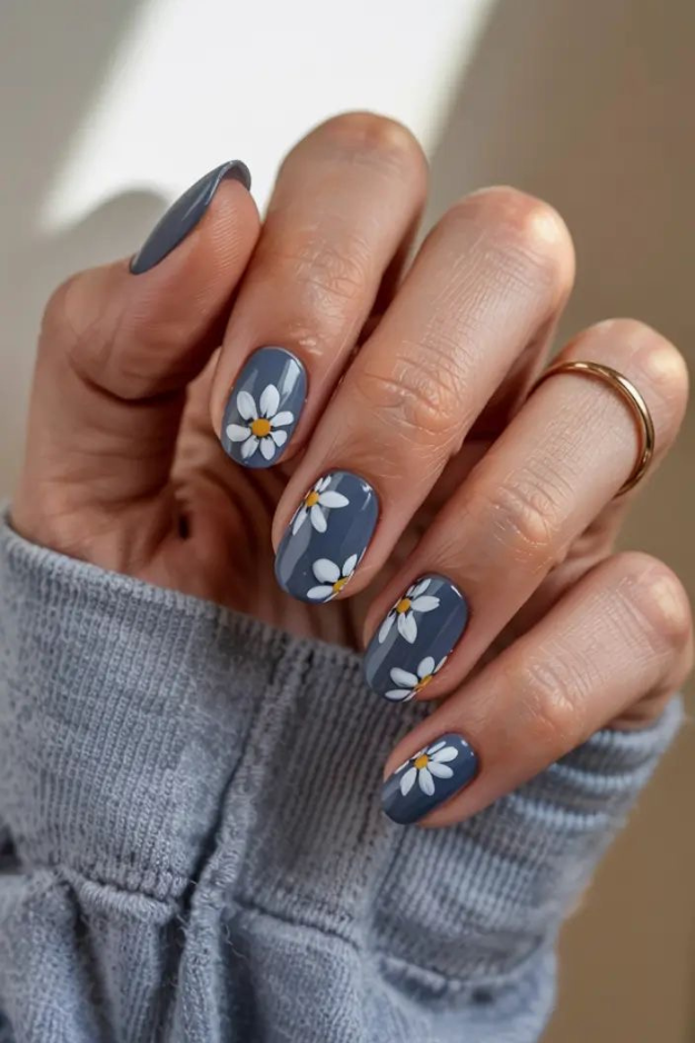 28 Short Summer Nails That Prove You Don’t Need Length to Look Cute 28 Short Summer Nails That Prove You Don’t Need Length to Look Cute
