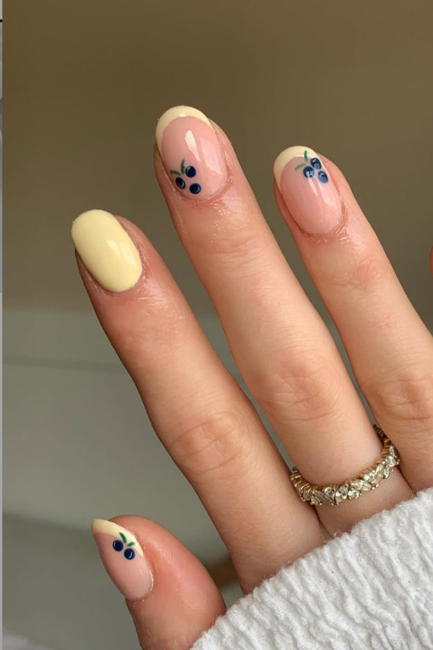 28 Short Summer Nails That Prove You Don’t Need Length to Look Cute 28 Short Summer Nails That Prove You Don’t Need Length to Look Cute