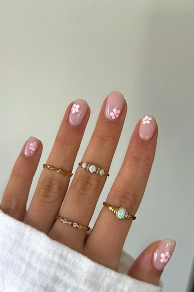 28 Short Summer Nails That Prove You Don’t Need Length to Look Cute 28 Short Summer Nails That Prove You Don’t Need Length to Look Cute