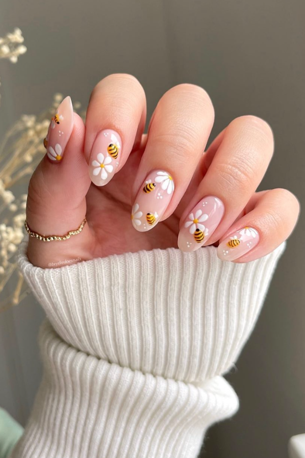 28 Short Summer Nails That Prove You Don’t Need Length to Look Cute 28 Short Summer Nails That Prove You Don’t Need Length to Look Cute