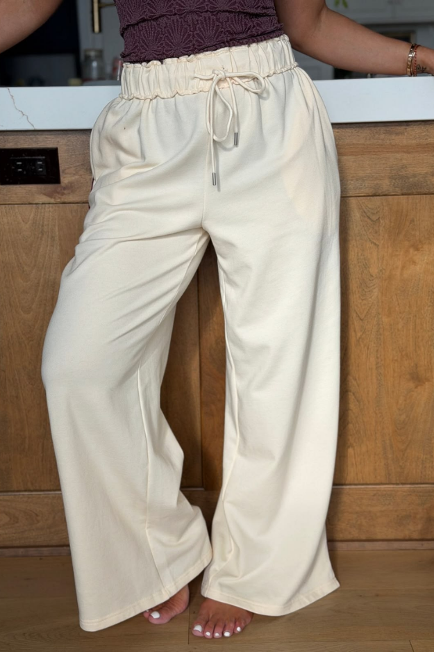 7 12 Things That Make You Look Frumpy and Instantly Age Your Style