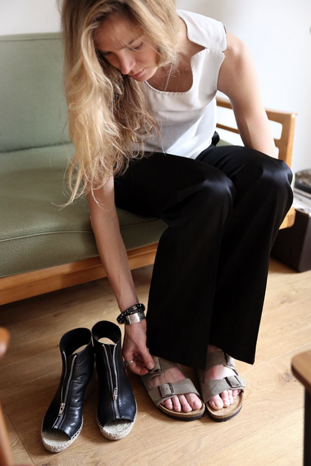 8 12 Things That Make You Look Frumpy and Instantly Age Your Style