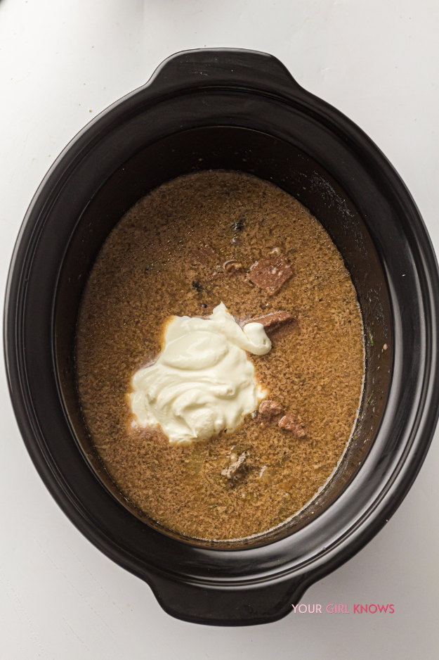 Slow Cooker Beef Stroganoff That Feels Like a Reward After a Long Day Slow Cooker Beef Stroganoff That Feels Like a Reward After a Long Day