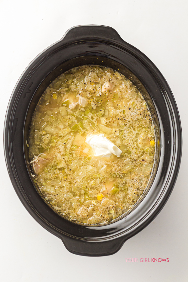 Slow Cooker White Chicken Chili That’s Creamy, Cozy, and Loaded With Flavor Slow Cooker White Chicken Chili That’s Creamy, Cozy, and Loaded With Flavor