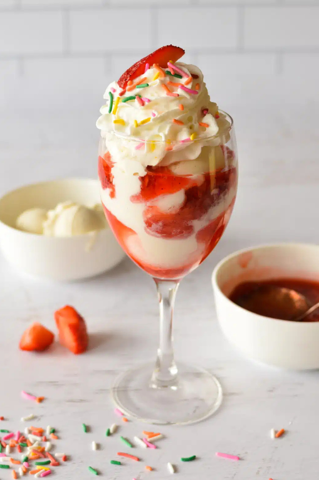 40 Berry Dessert Recipes That Melt in Your Mouth and Leave You Wanting Another Bite 40 Berry Dessert Recipes That Melt in Your Mouth and Leave You Wanting Another Bite