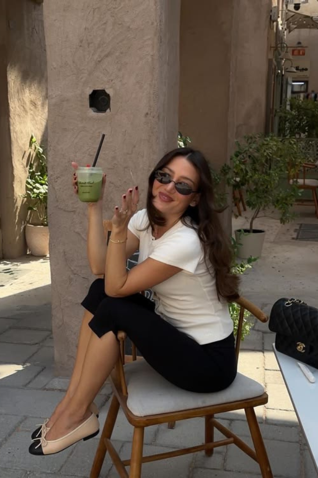 19 Capri Outfits That Actually Feel Stylish Again (Not Stuck in the Past) 19 Capri Outfits That Actually Feel Stylish Again (Not Stuck in the Past)