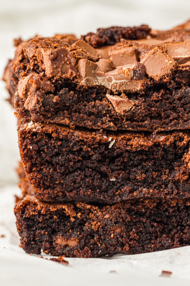 30 Rich & Utterly Irresistible Chocolate Desserts That Instantly Fix a Bad Day Fast 30 Rich & Utterly Irresistible Chocolate Desserts That Instantly Fix a Bad Day Fast